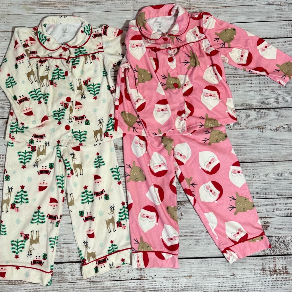 Carter’s 3t Girl’s Santa Reindeer Christmas Pajamas/ Twin Girls Christmas PJs